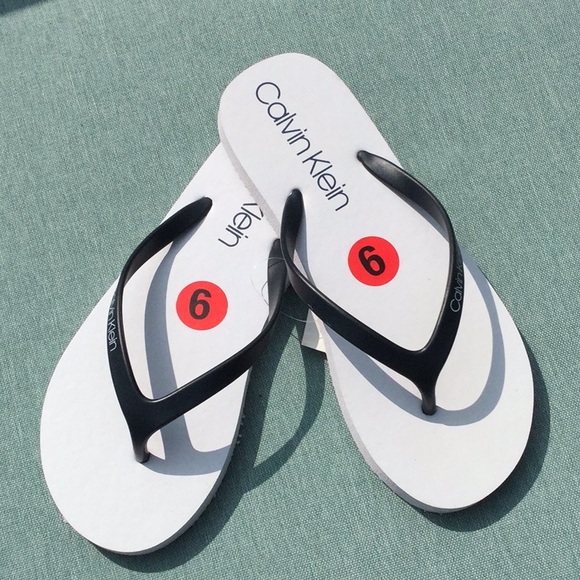 NEW Calvin Klein Navy/White Flip Flops 6 - Picture 3 of 6